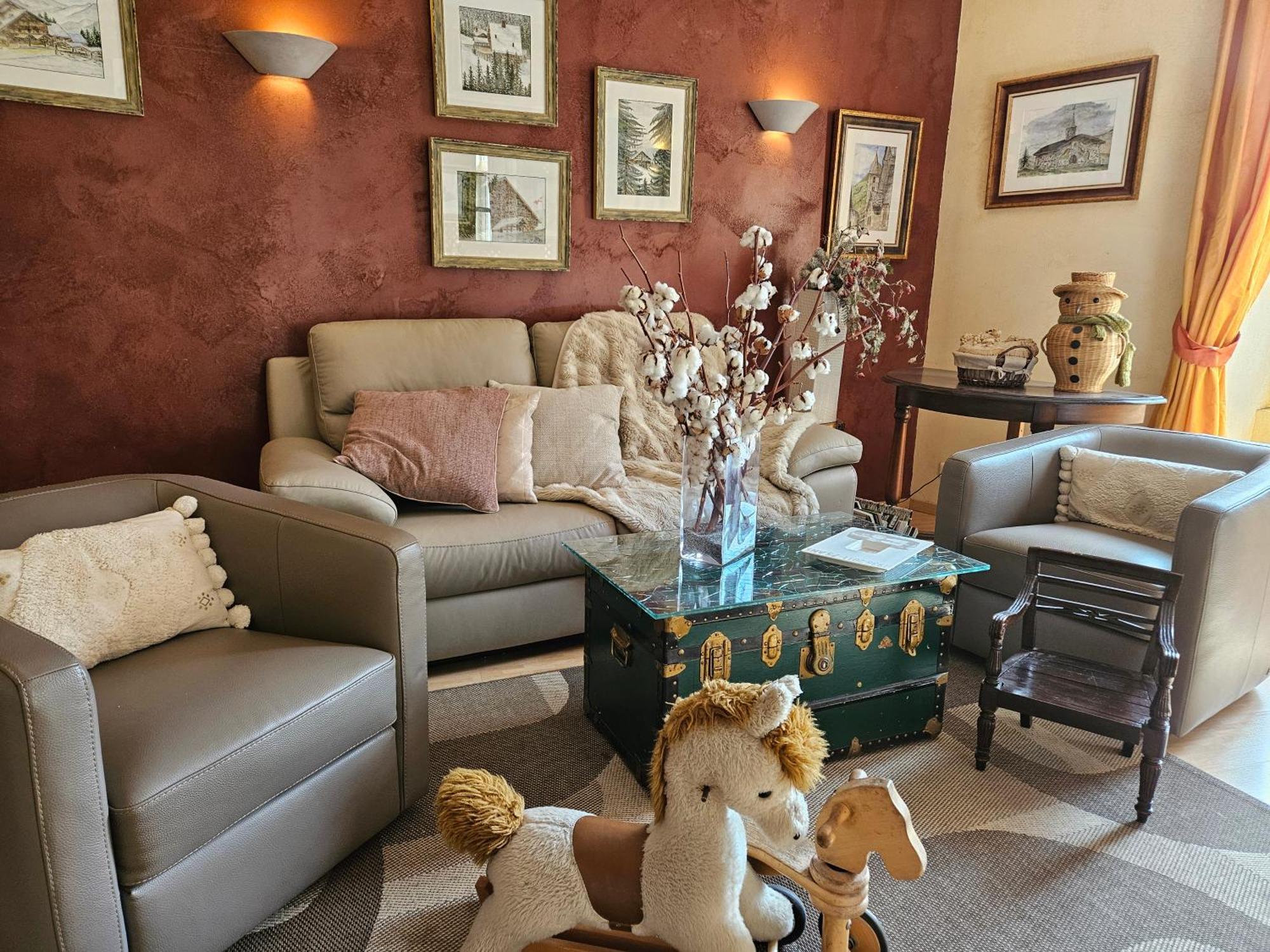 Le Val D'Amby Hotell Hieres-Sur-Amby Eksteriør bilde
