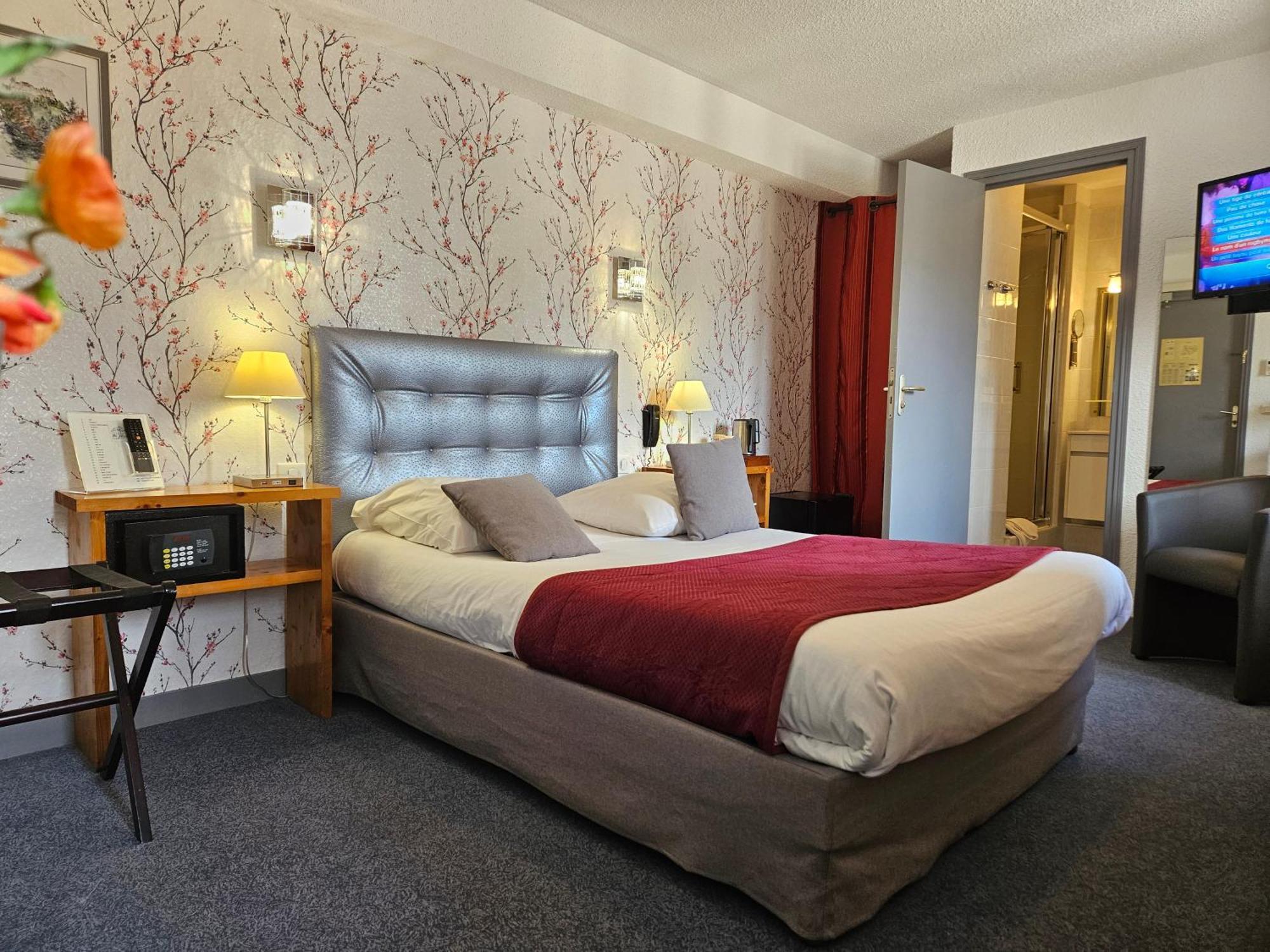Le Val D'Amby Hotell Hieres-Sur-Amby Eksteriør bilde
