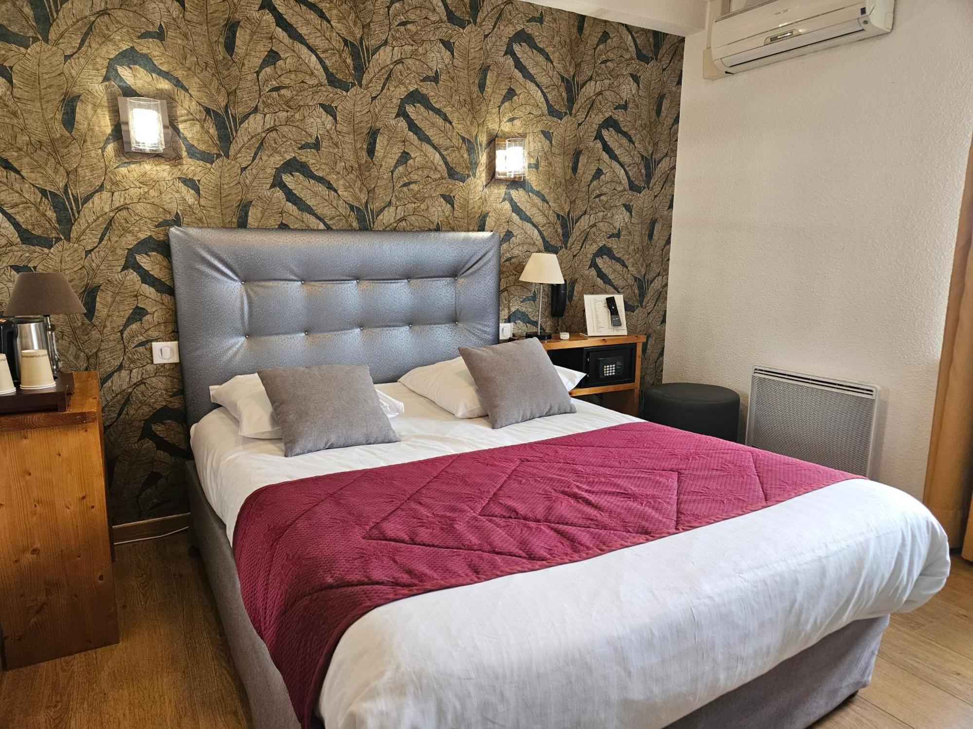 Le Val D'Amby Hotell Hieres-Sur-Amby Eksteriør bilde