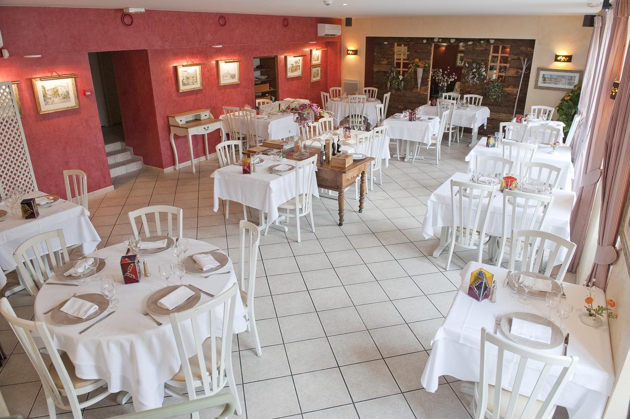 Le Val D'Amby Hotell Hieres-Sur-Amby Eksteriør bilde