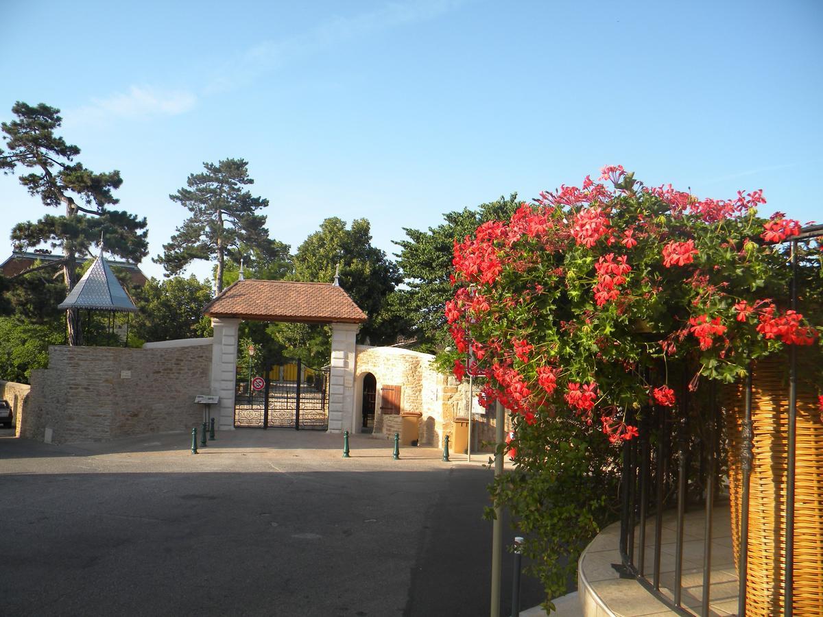 Le Val D'Amby Hotell Hieres-Sur-Amby Eksteriør bilde