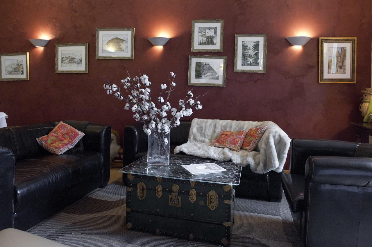 Le Val D'Amby Hotell Hieres-Sur-Amby Eksteriør bilde