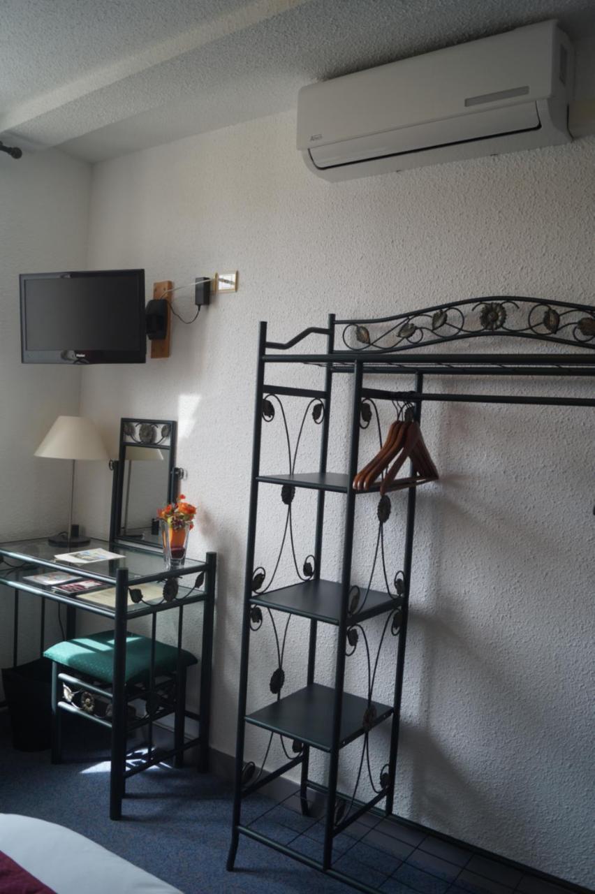 Le Val D'Amby Hotell Hieres-Sur-Amby Eksteriør bilde